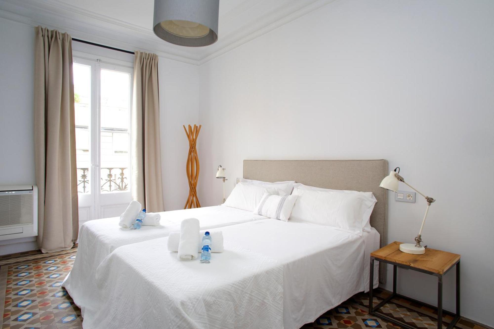 The Claris Suites I Барселона Екстериор снимка