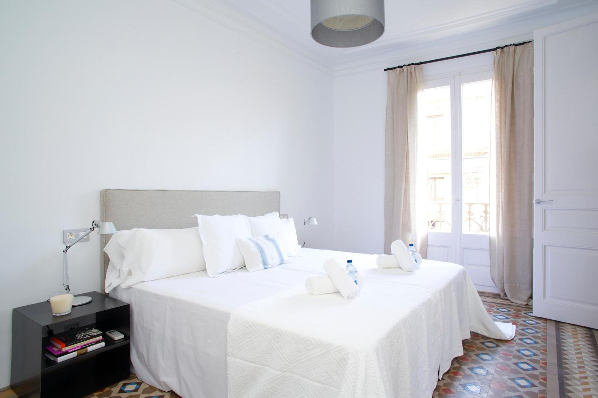 The Claris Suites I Барселона Екстериор снимка