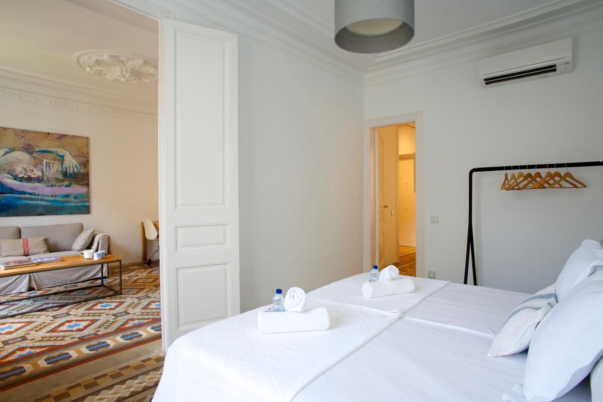 The Claris Suites I Барселона Екстериор снимка