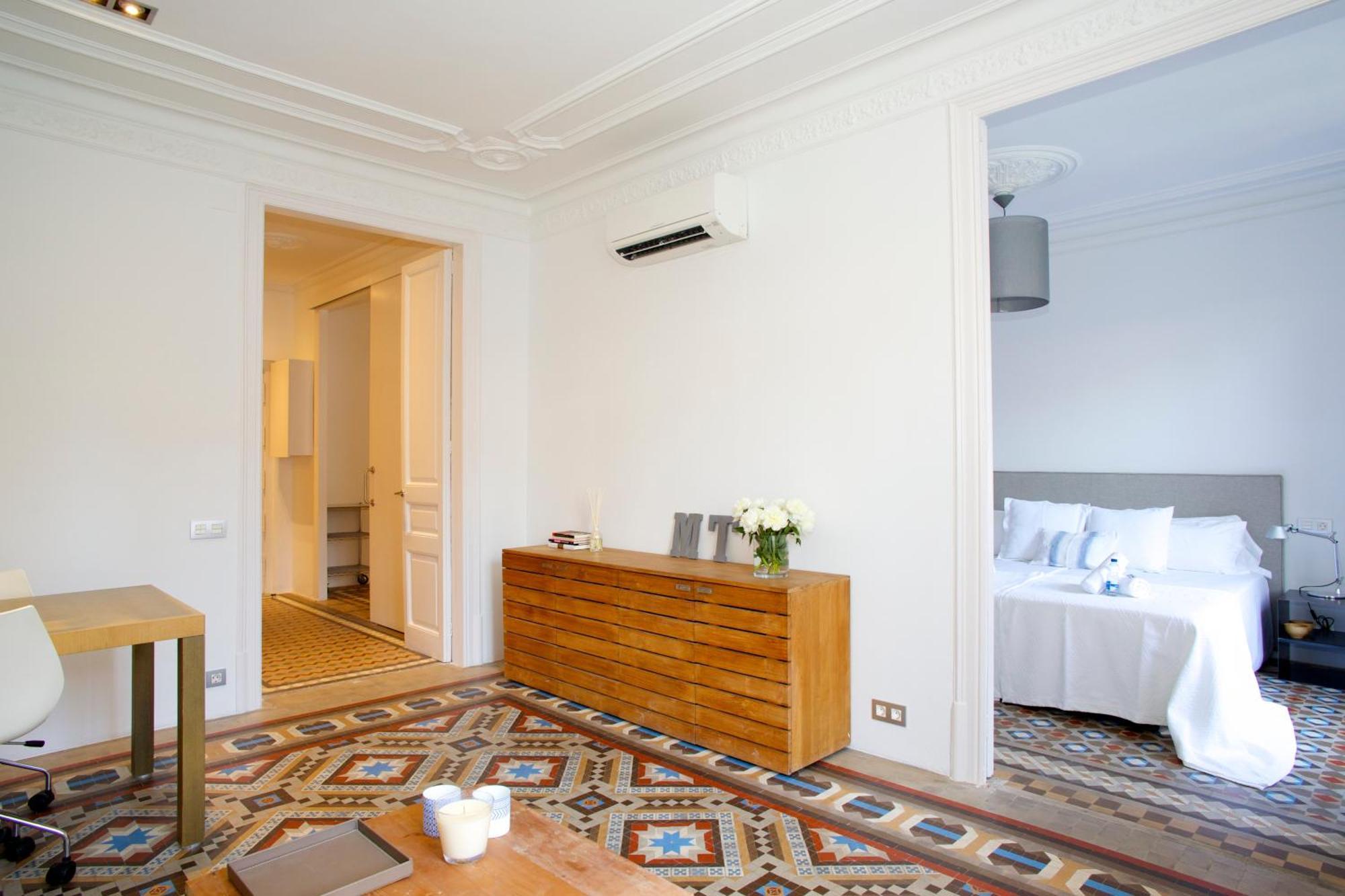 The Claris Suites I Барселона Екстериор снимка