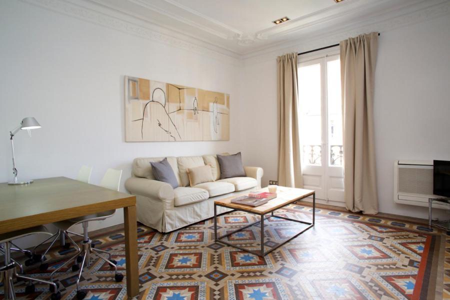 The Claris Suites I Барселона Екстериор снимка
